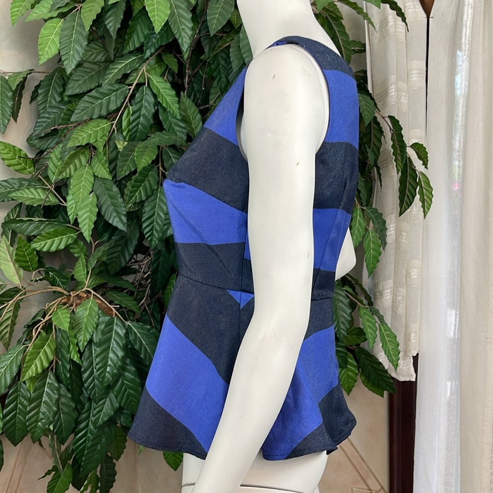 BANANA REPUBLIC STRIPED PEPLUM TOP - Picture 6 of 11